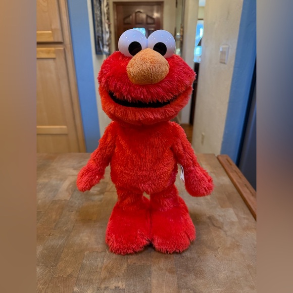 Sesame Street Other - Sesame Street Talking and Dancing Elmo Red Plush Toy 2023 Elmo Slide Electronic